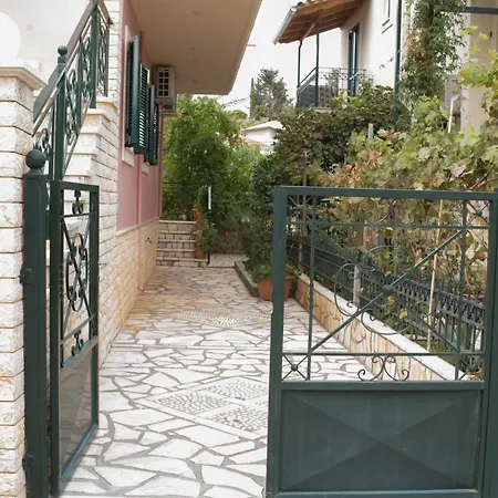 Anna'S Apartments Nikiana Exterior photo